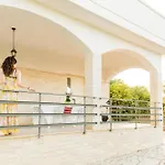 Comes Villa Monopoli